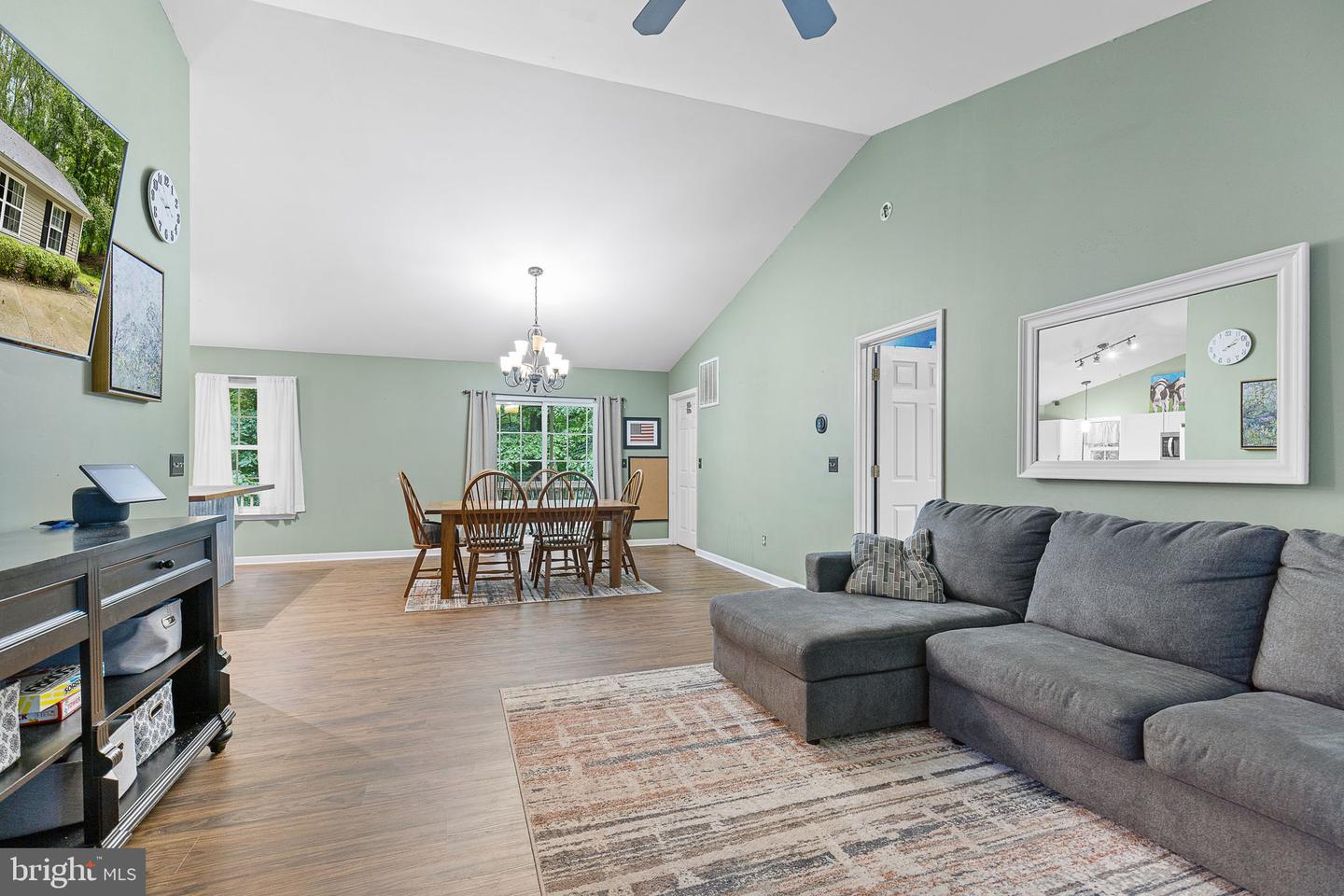 6199 CURTIS CIR, KING GEORGE, Virginia 22485, 3 Bedrooms Bedrooms, ,2 BathroomsBathrooms,Residential,For sale,6199 CURTIS CIR,VAKG2006578 MLS # VAKG2006578