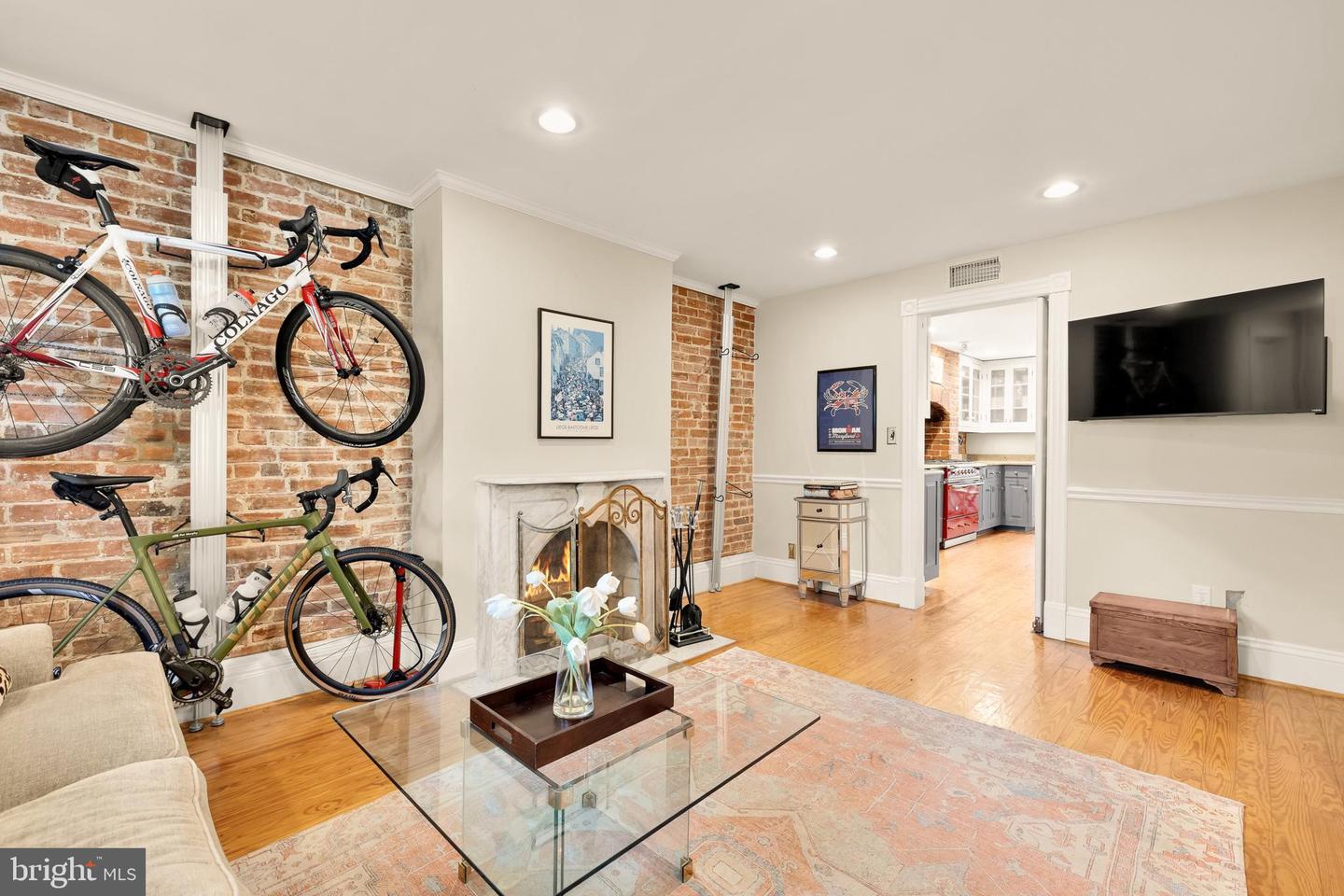 107 5TH ST SE, WASHINGTON, District Of Columbia 20003, 4 Bedrooms Bedrooms, ,2 BathroomsBathrooms,Residential,For sale,107 5TH ST SE,DCDC2205552 MLS # DCDC2205552