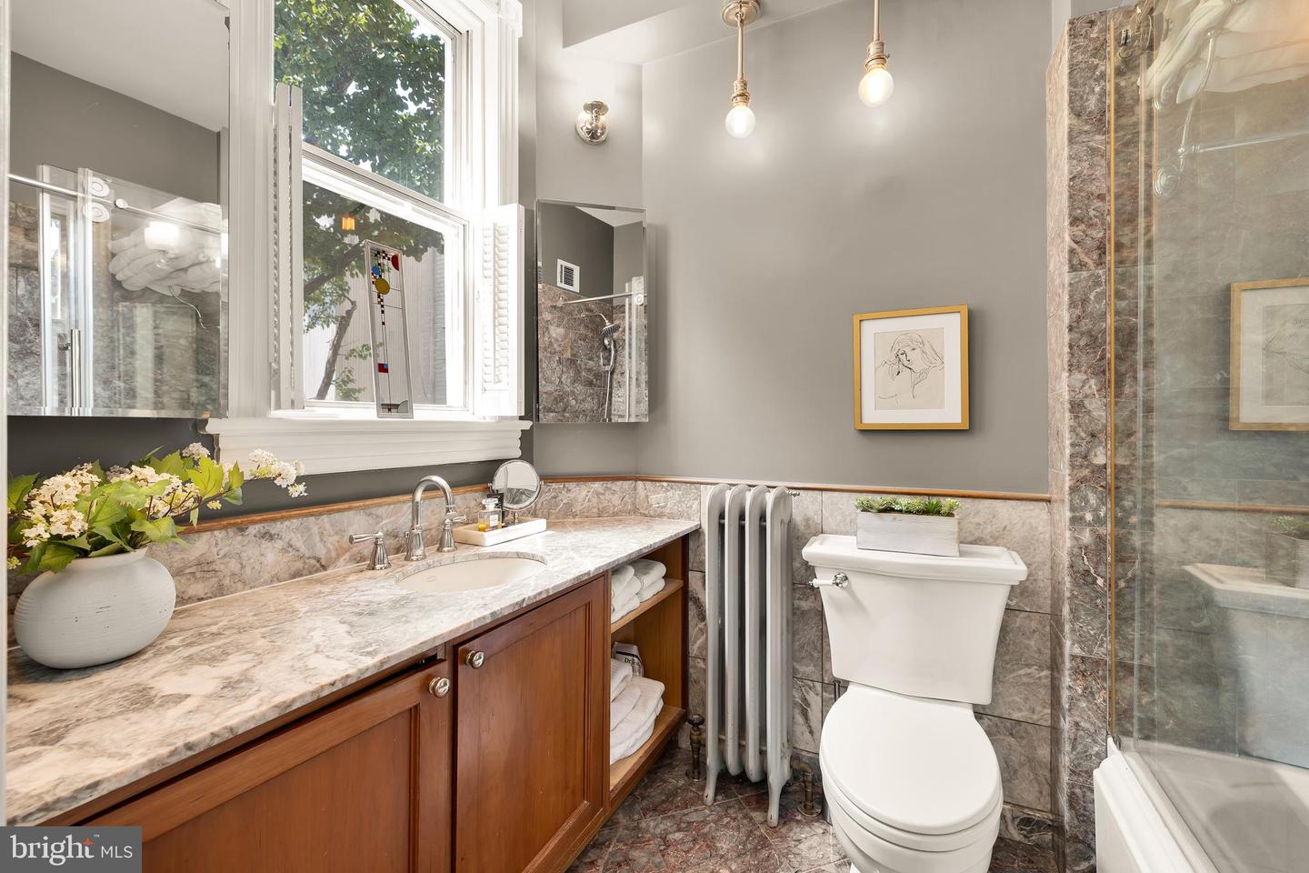 107 5TH ST SE, WASHINGTON, District Of Columbia 20003, 4 Bedrooms Bedrooms, ,2 BathroomsBathrooms,Residential,For sale,107 5TH ST SE,DCDC2205552 MLS # DCDC2205552