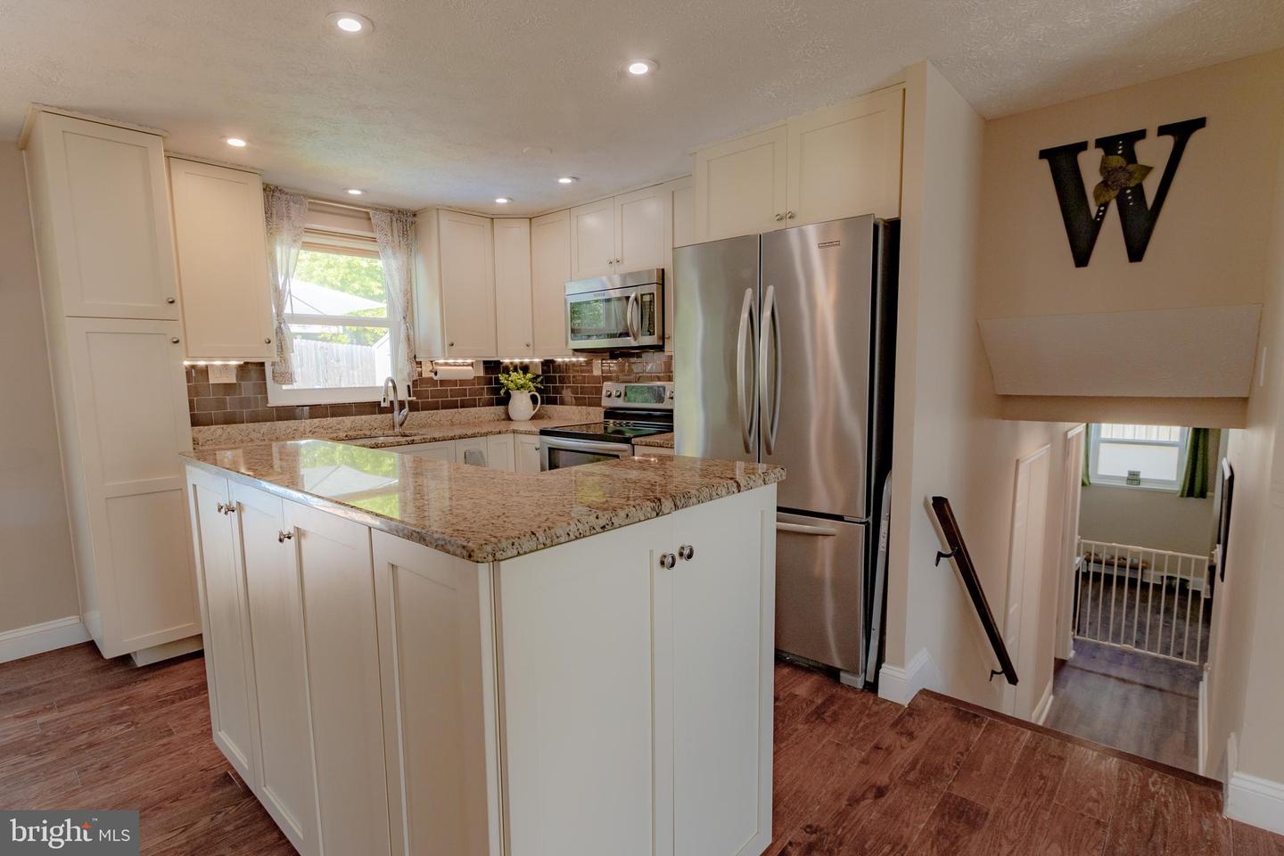 4328 ROLLING STONE WAY, ALEXANDRIA, Virginia 22306, 4 Bedrooms Bedrooms, ,3 BathroomsBathrooms,Residential,For sale,4328 ROLLING STONE WAY,VAFX2247330 MLS # VAFX2247330