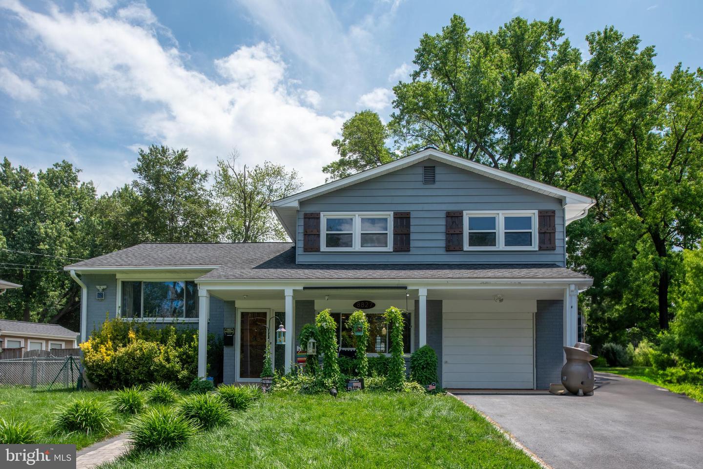 8827 CAMFIELD DR, ALEXANDRIA, Virginia 22308, 4 Bedrooms Bedrooms, ,3 BathroomsBathrooms,Residential,For sale,8827 CAMFIELD DR,VAFX2247450 MLS # VAFX2247450