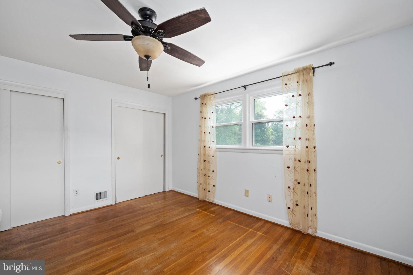 8827 CAMFIELD DR, ALEXANDRIA, Virginia 22308, 4 Bedrooms Bedrooms, ,3 BathroomsBathrooms,Residential,For sale,8827 CAMFIELD DR,VAFX2247450 MLS # VAFX2247450