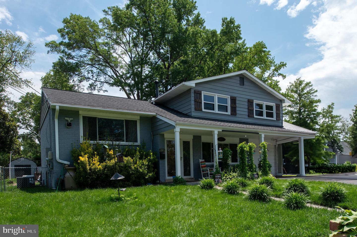 8827 CAMFIELD DR, ALEXANDRIA, Virginia 22308, 4 Bedrooms Bedrooms, ,3 BathroomsBathrooms,Residential,For sale,8827 CAMFIELD DR,VAFX2247450 MLS # VAFX2247450
