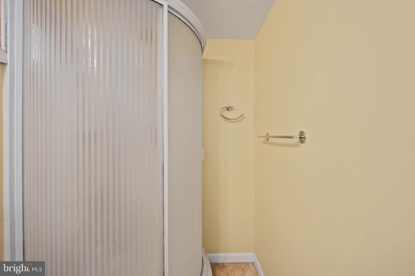8827 CAMFIELD DR, ALEXANDRIA, Virginia 22308, 4 Bedrooms Bedrooms, ,3 BathroomsBathrooms,Residential,For sale,8827 CAMFIELD DR,VAFX2247450 MLS # VAFX2247450