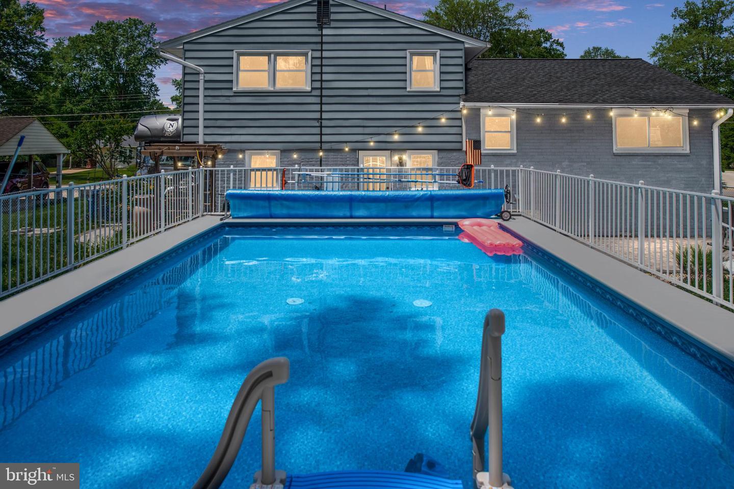 8827 CAMFIELD DR, ALEXANDRIA, Virginia 22308, 4 Bedrooms Bedrooms, ,3 BathroomsBathrooms,Residential,For sale,8827 CAMFIELD DR,VAFX2247450 MLS # VAFX2247450