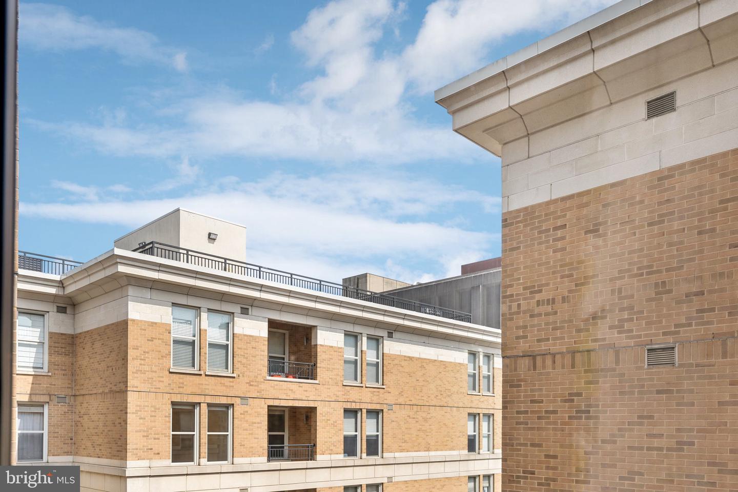 915 E ST NW #1103, WASHINGTON, District Of Columbia 20004, 1 Bedroom Bedrooms, ,1 BathroomBathrooms,Residential,For sale,915 E ST NW #1103,DCDC2205758 MLS # DCDC2205758