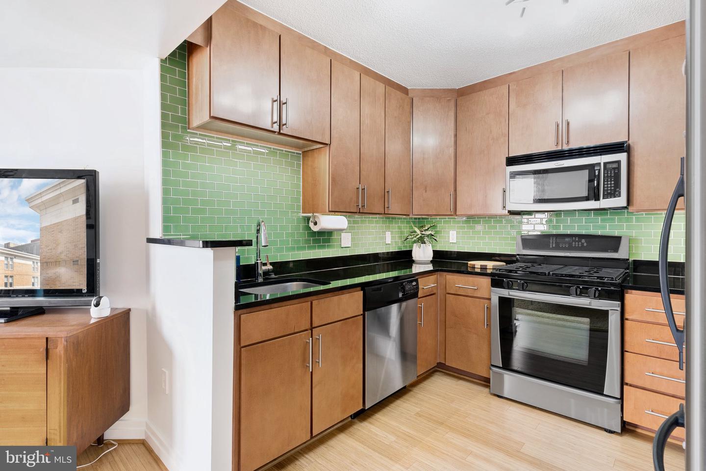 915 E ST NW #1103, WASHINGTON, District Of Columbia 20004, 1 Bedroom Bedrooms, ,1 BathroomBathrooms,Residential,For sale,915 E ST NW #1103,DCDC2205758 MLS # DCDC2205758