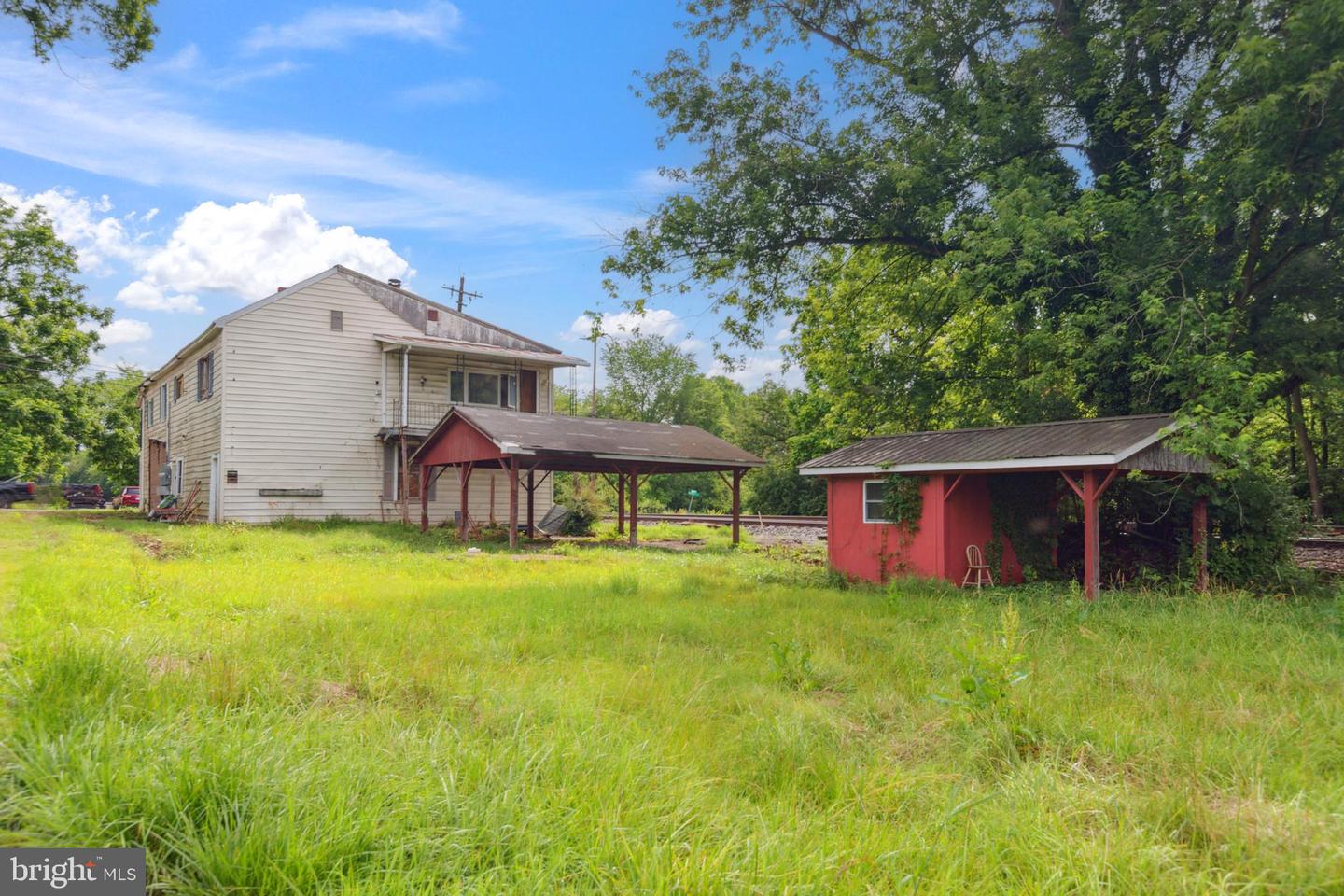 90 BENTONVILLE RD, BENTONVILLE, Virginia 22610, 3 Bedrooms Bedrooms, ,1 BathroomBathrooms,Residential,For sale,90 BENTONVILLE RD,VAWR2011478 MLS # VAWR2011478