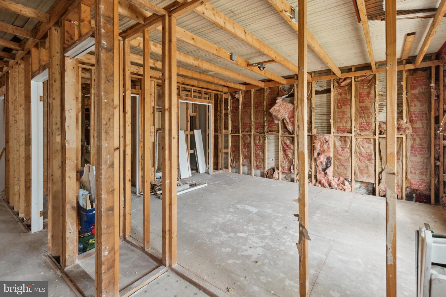 90 BENTONVILLE RD, BENTONVILLE, Virginia 22610, 3 Bedrooms Bedrooms, ,1 BathroomBathrooms,Residential,For sale,90 BENTONVILLE RD,VAWR2011478 MLS # VAWR2011478