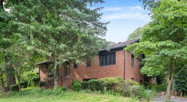11712 BRIGGS CT, FAIRFAX, Virginia 22030, 4 Bedrooms Bedrooms, ,2 BathroomsBathrooms,Residential,For sale,11712 BRIGGS CT,VAFX2247732 MLS # VAFX2247732