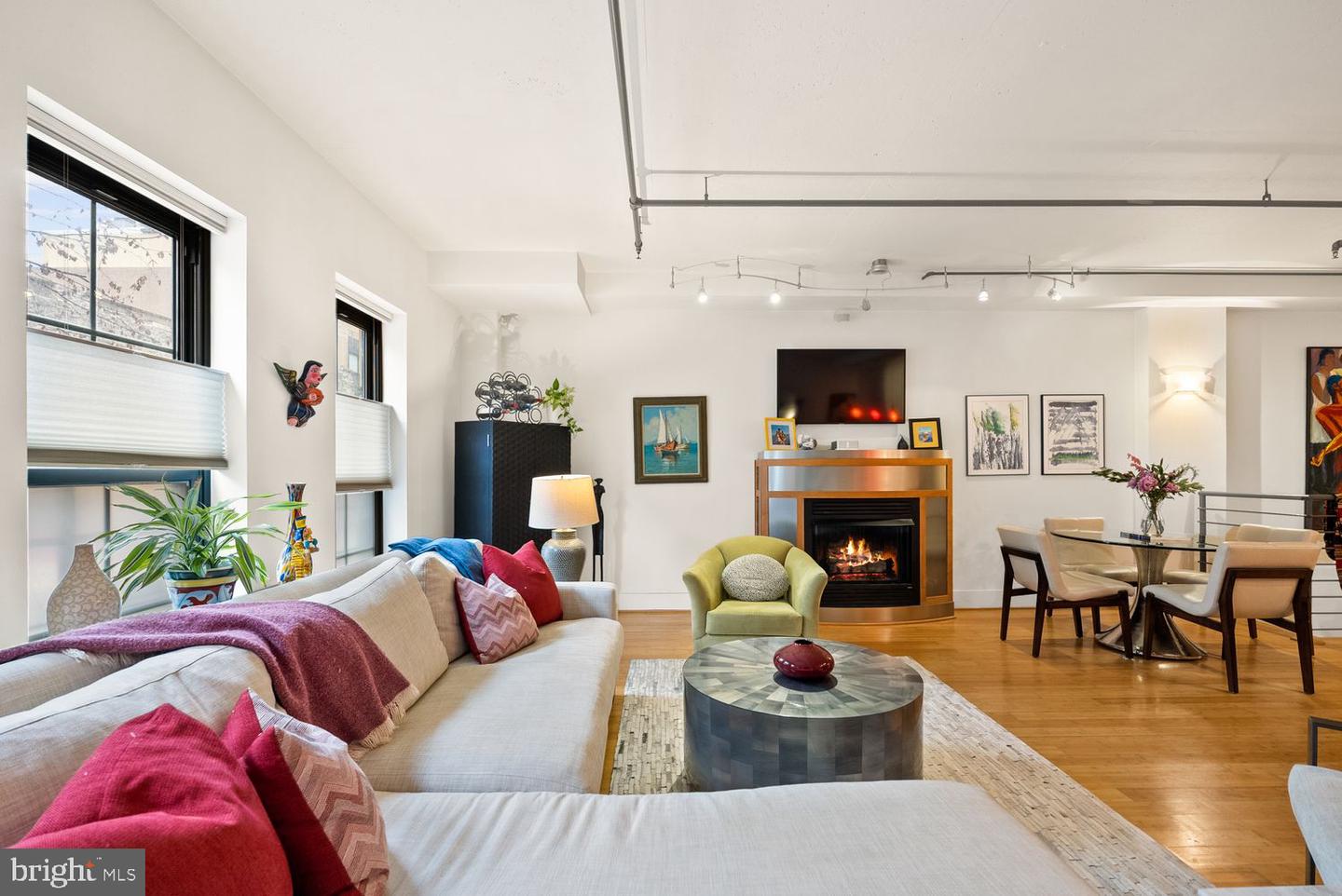 2328 CHAMPLAIN ST NW #101, WASHINGTON, District Of Columbia 20009, 2 Bedrooms Bedrooms, ,2 BathroomsBathrooms,Residential,For sale,2328 CHAMPLAIN ST NW #101,DCDC2206104 MLS # DCDC2206104