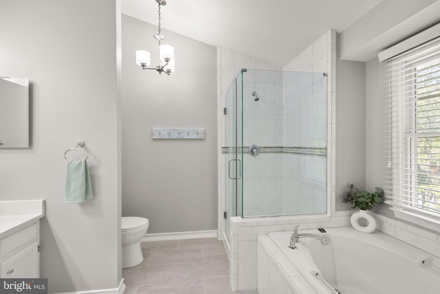 6498 MILVA LN, SPRINGFIELD, Virginia 22150, 3 Bedrooms Bedrooms, ,2 BathroomsBathrooms,Residential,For sale,6498 MILVA LN,VAFX2247982 MLS # VAFX2247982