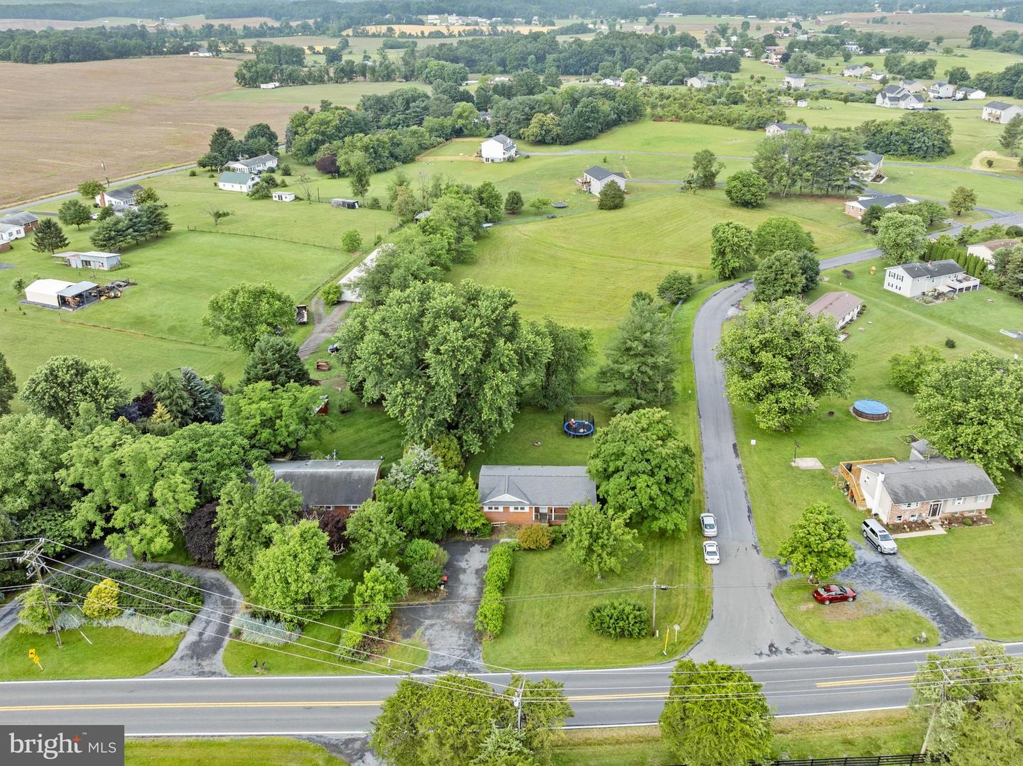22286 SENEDO RD, EDINBURG, Virginia 22824, 3 Bedrooms Bedrooms, ,2 BathroomsBathrooms,Residential,For sale,22286 SENEDO RD,VASH2011734 MLS # VASH2011734