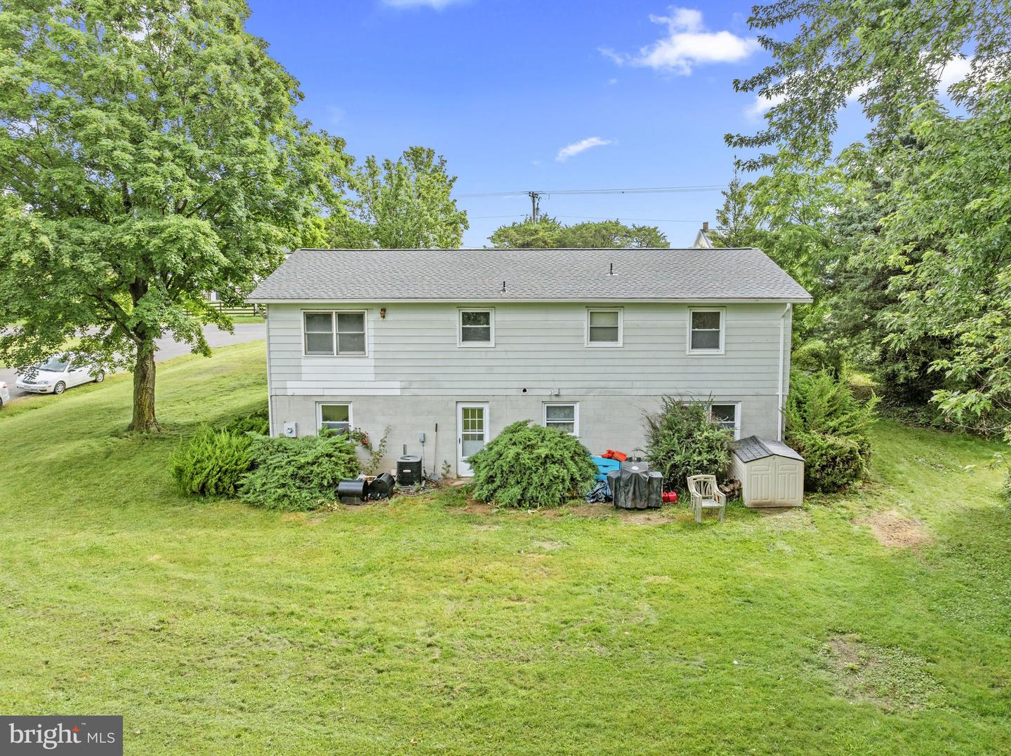 22286 SENEDO RD, EDINBURG, Virginia 22824, 3 Bedrooms Bedrooms, ,2 BathroomsBathrooms,Residential,For sale,22286 SENEDO RD,VASH2011734 MLS # VASH2011734