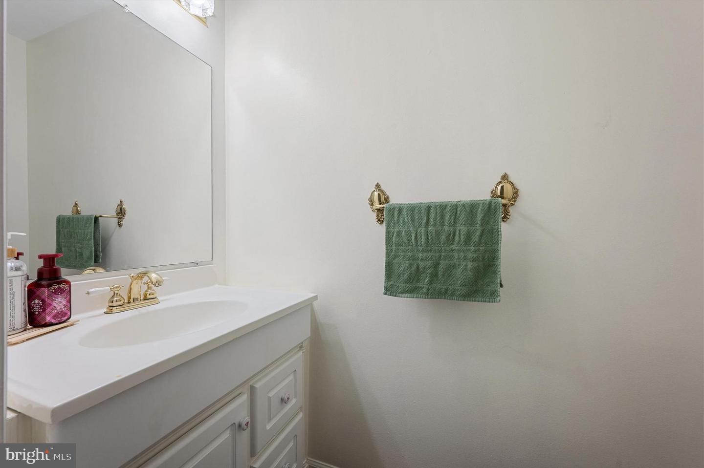 208 KIMBERLY WAY, WINCHESTER, Virginia 22601, 2 Bedrooms Bedrooms, ,2 BathroomsBathrooms,Residential,For sale,208 KIMBERLY WAY,VAWI2007972 MLS # VAWI2007972