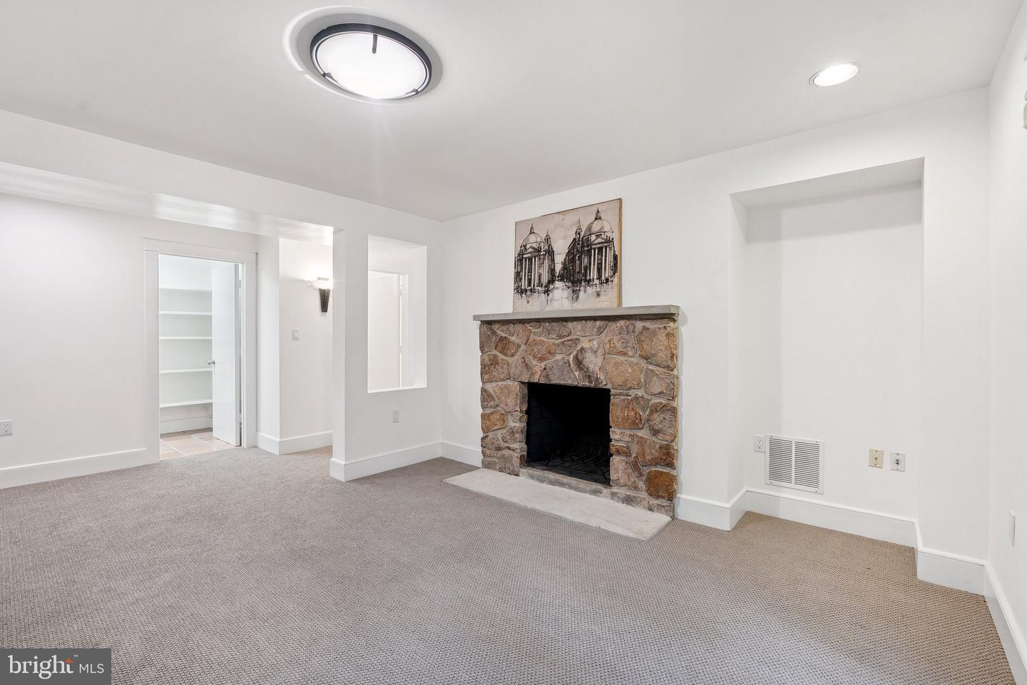 1330 POTOMAC SCHOOL RD, MCLEAN, Virginia 22101, 6 Bedrooms Bedrooms, ,3 BathroomsBathrooms,Residential,For sale,1330 POTOMAC SCHOOL RD,VAFX2248078 MLS # VAFX2248078