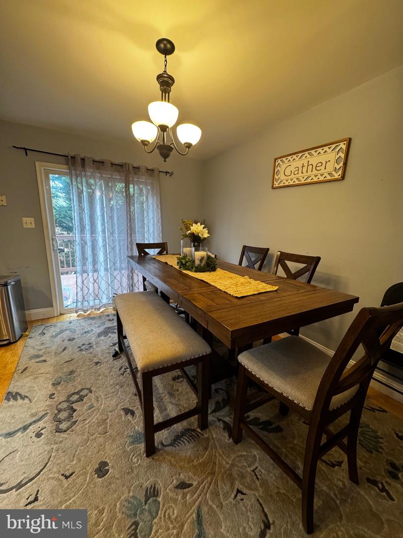 6813 AVALON ISLE WAY, GAINESVILLE, Virginia 20155, 4 Bedrooms Bedrooms, ,3 BathroomsBathrooms,Residential,For sale,6813 AVALON ISLE WAY,VAPW2097288 MLS # VAPW2097288