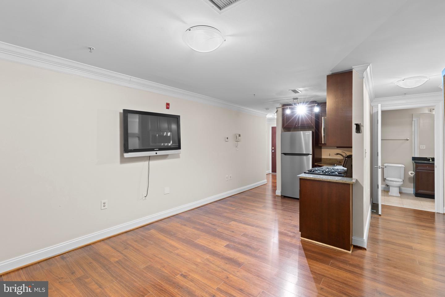 1210 R ST NW #B1, WASHINGTON, District Of Columbia 20009, ,1 BathroomBathrooms,Residential,For sale,1210 R ST NW #B1,DCDC2206214 MLS # DCDC2206214