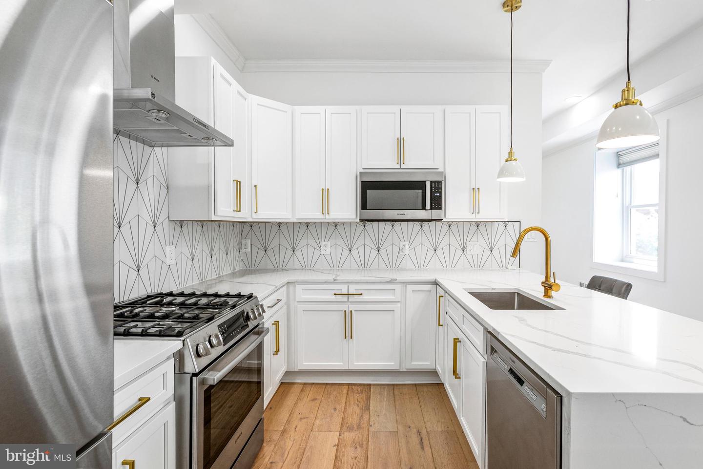 1922 1ST ST NW #B, WASHINGTON, District Of Columbia 20001, 3 Bedrooms Bedrooms, ,3 BathroomsBathrooms,Residential,For sale,1922 1ST ST NW #B,DCDC2206234 MLS # DCDC2206234