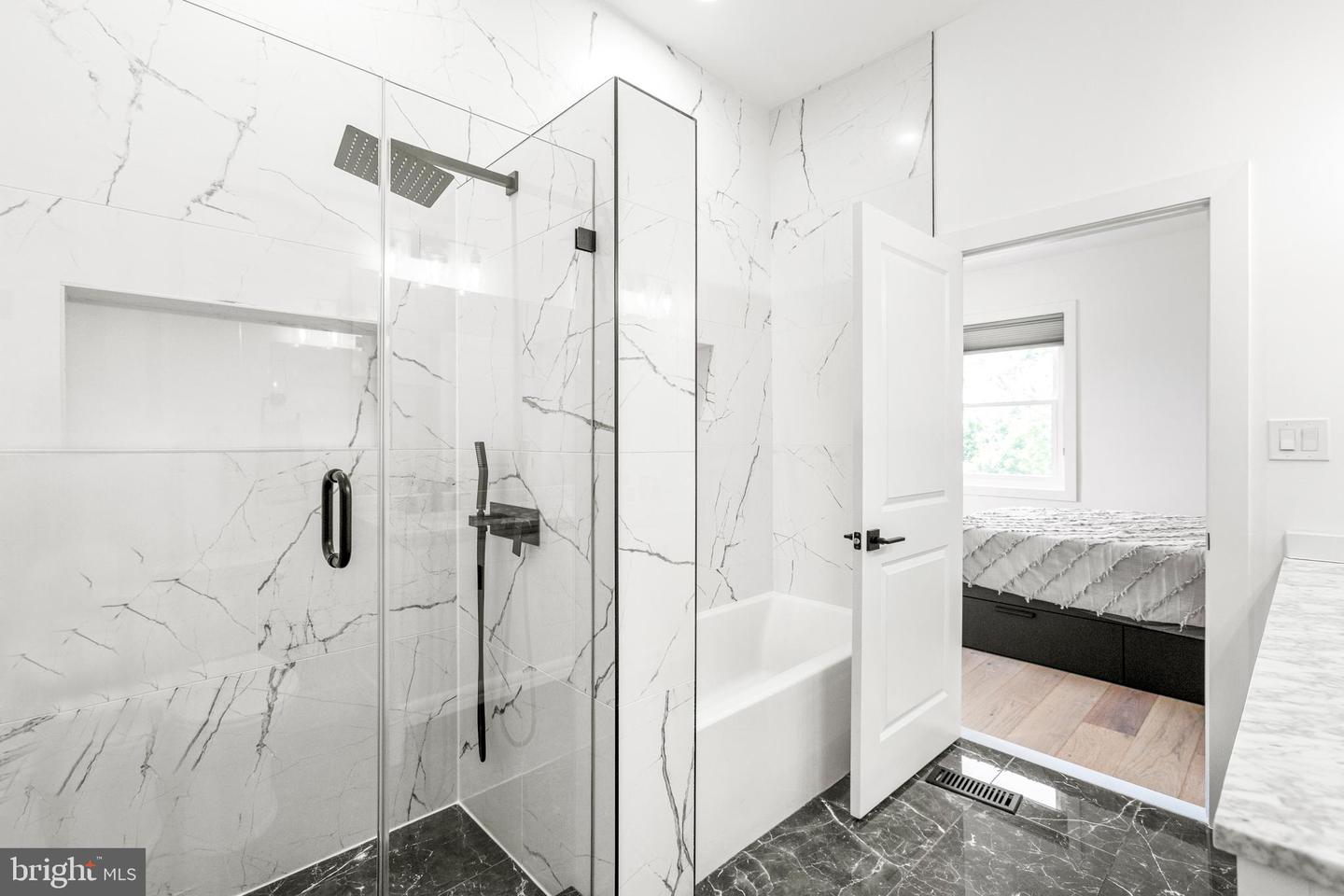 1922 1ST ST NW #B, WASHINGTON, District Of Columbia 20001, 3 Bedrooms Bedrooms, ,3 BathroomsBathrooms,Residential,For sale,1922 1ST ST NW #B,DCDC2206234 MLS # DCDC2206234