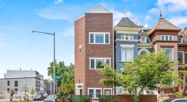 1922 1ST ST NW #B, WASHINGTON, District Of Columbia 20001, 3 Bedrooms Bedrooms, ,3 BathroomsBathrooms,Residential,For sale,1922 1ST ST NW #B,DCDC2206234 MLS # DCDC2206234