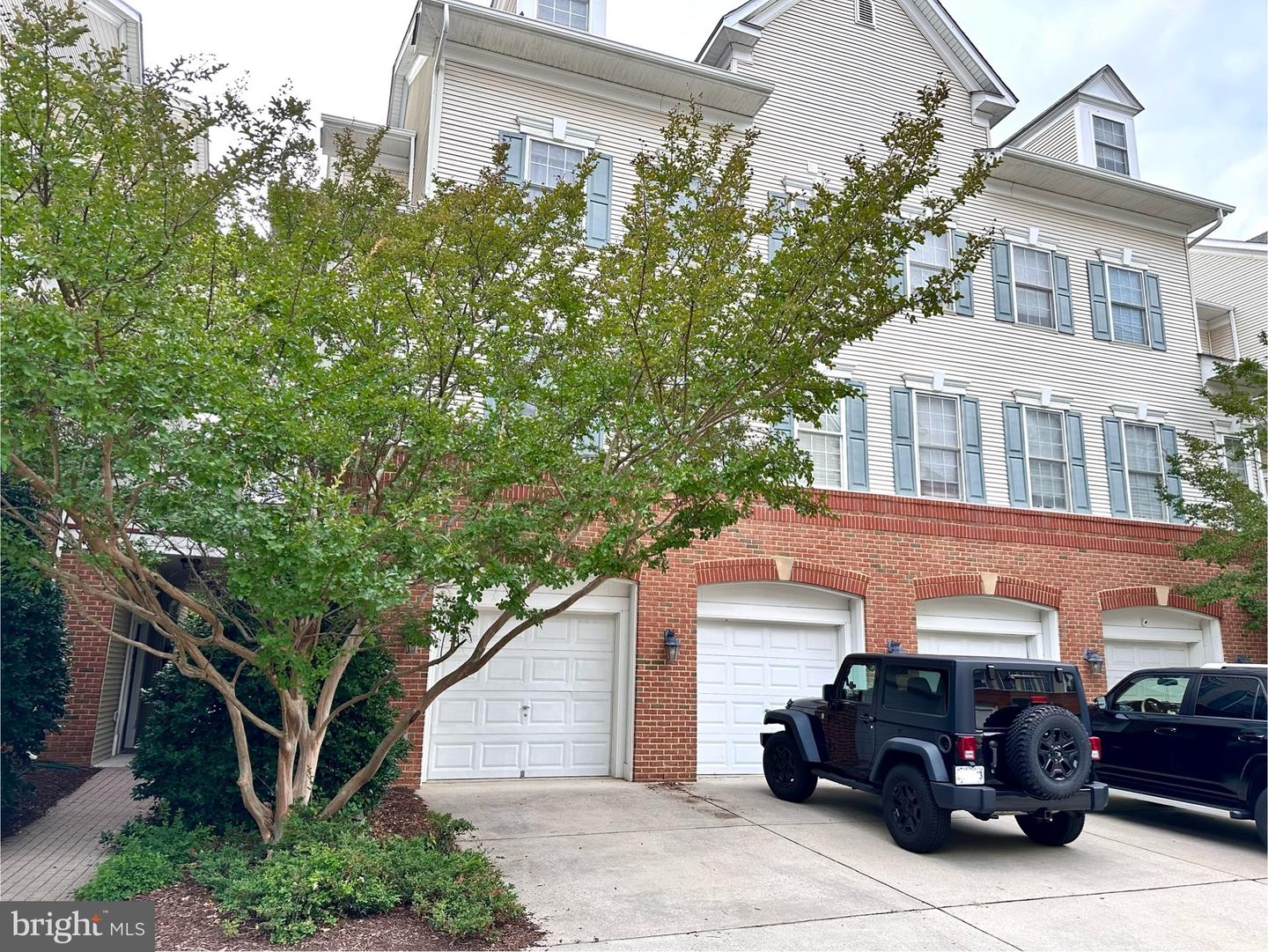 8980 HARROVER PL #80B, LORTON, Virginia 22079, 3 Bedrooms Bedrooms, ,2 BathroomsBathrooms,Residential,For sale,8980 HARROVER PL #80B,VAFX2248246 MLS # VAFX2248246