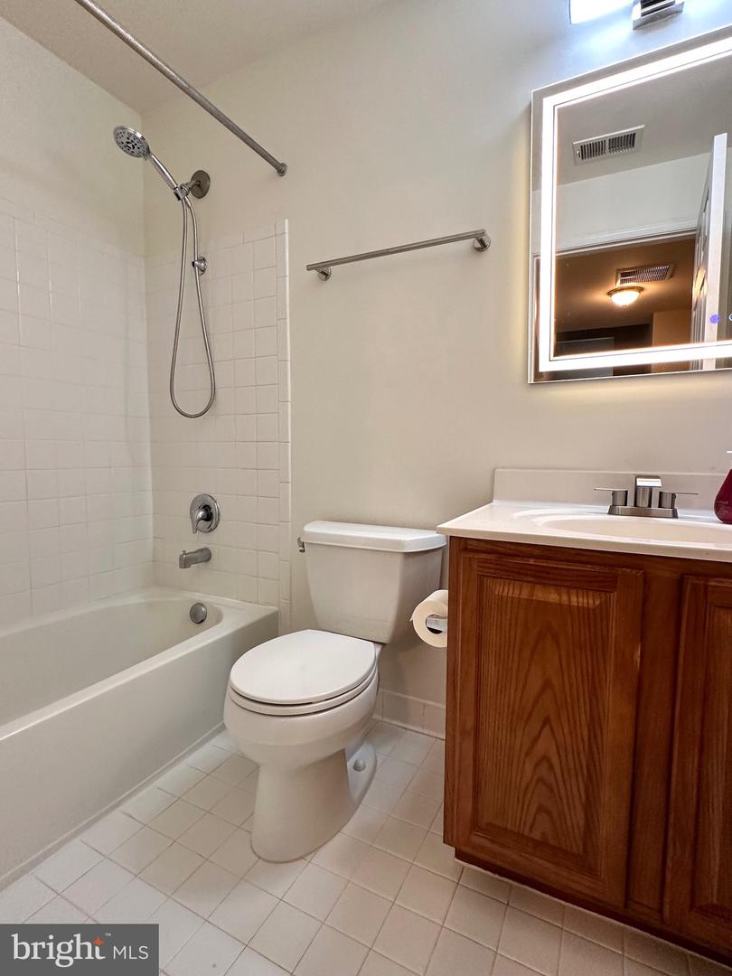 8980 HARROVER PL #80B, LORTON, Virginia 22079, 3 Bedrooms Bedrooms, ,2 BathroomsBathrooms,Residential,For sale,8980 HARROVER PL #80B,VAFX2248246 MLS # VAFX2248246
