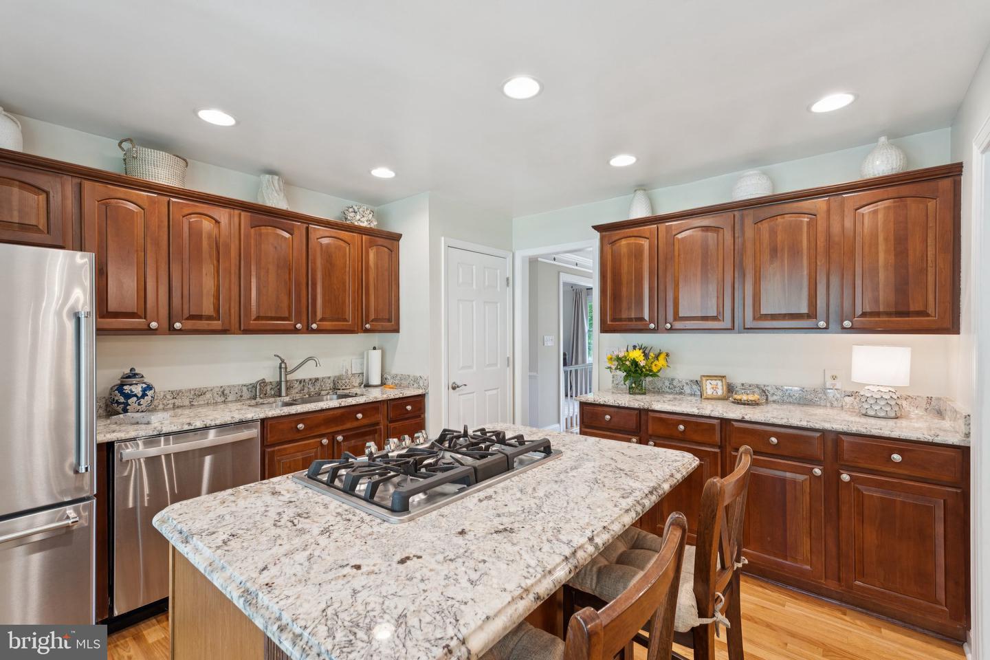 9019 OLD WATERLOO RD, WARRENTON, Virginia 20186, 5 Bedrooms Bedrooms, 10 Rooms Rooms,3 BathroomsBathrooms,Residential,For sale,9019 OLD WATERLOO RD,VAFQ2017098 MLS # VAFQ2017098