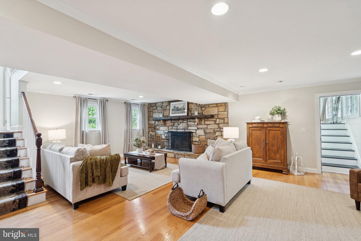 9019 OLD WATERLOO RD, WARRENTON, Virginia 20186, 5 Bedrooms Bedrooms, 10 Rooms Rooms,3 BathroomsBathrooms,Residential,For sale,9019 OLD WATERLOO RD,VAFQ2017098 MLS # VAFQ2017098