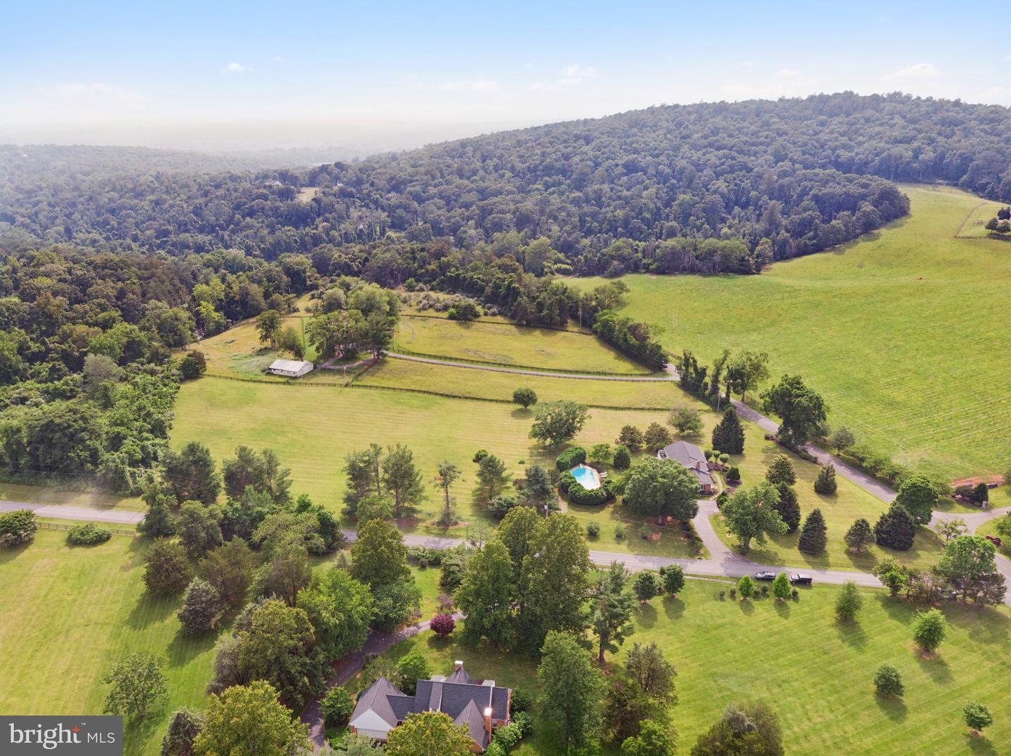 9019 OLD WATERLOO RD, WARRENTON, Virginia 20186, 5 Bedrooms Bedrooms, 10 Rooms Rooms,3 BathroomsBathrooms,Residential,For sale,9019 OLD WATERLOO RD,VAFQ2017098 MLS # VAFQ2017098
