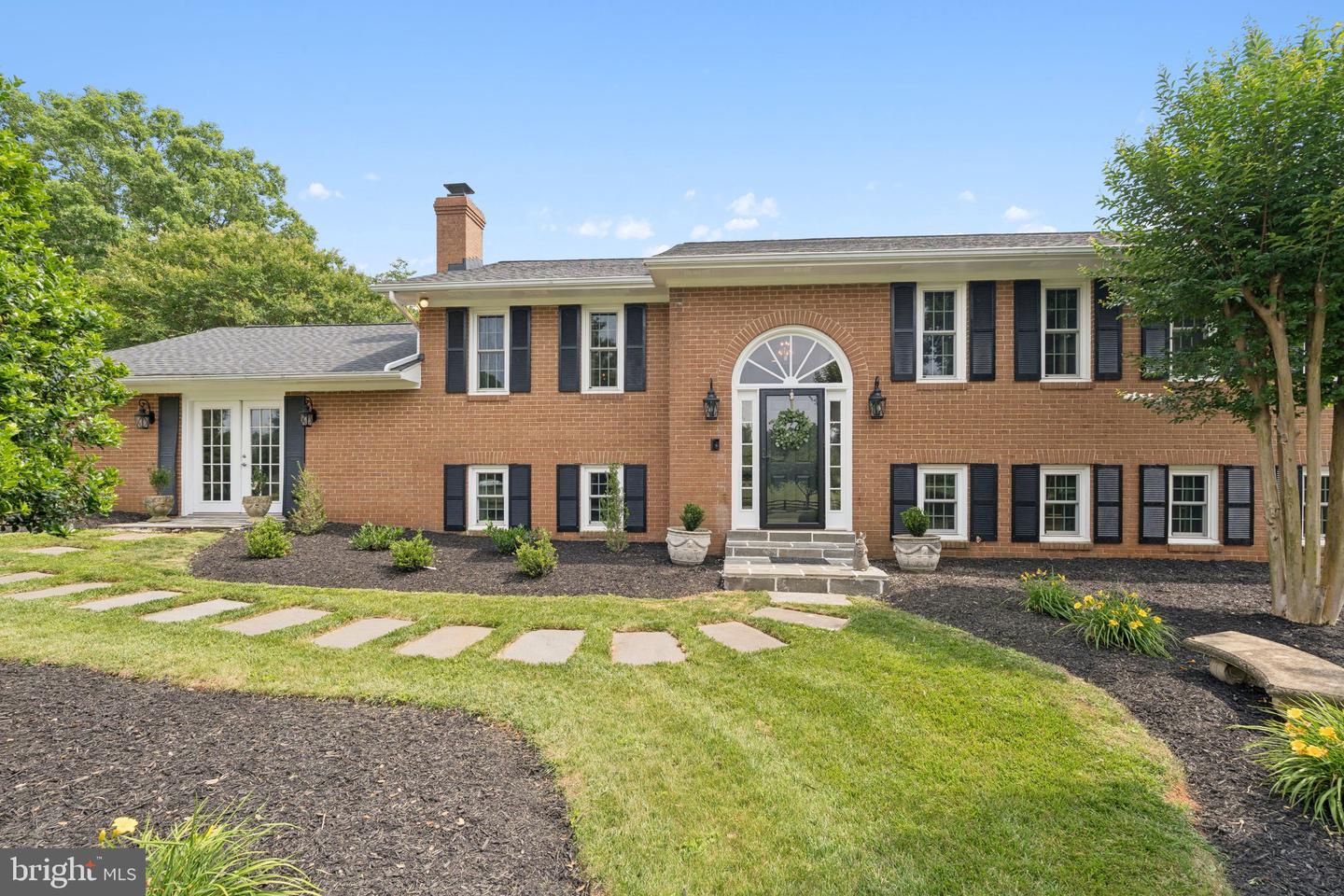 9019 OLD WATERLOO RD, WARRENTON, Virginia 20186, 5 Bedrooms Bedrooms, 10 Rooms Rooms,3 BathroomsBathrooms,Residential,For sale,9019 OLD WATERLOO RD,VAFQ2017098 MLS # VAFQ2017098