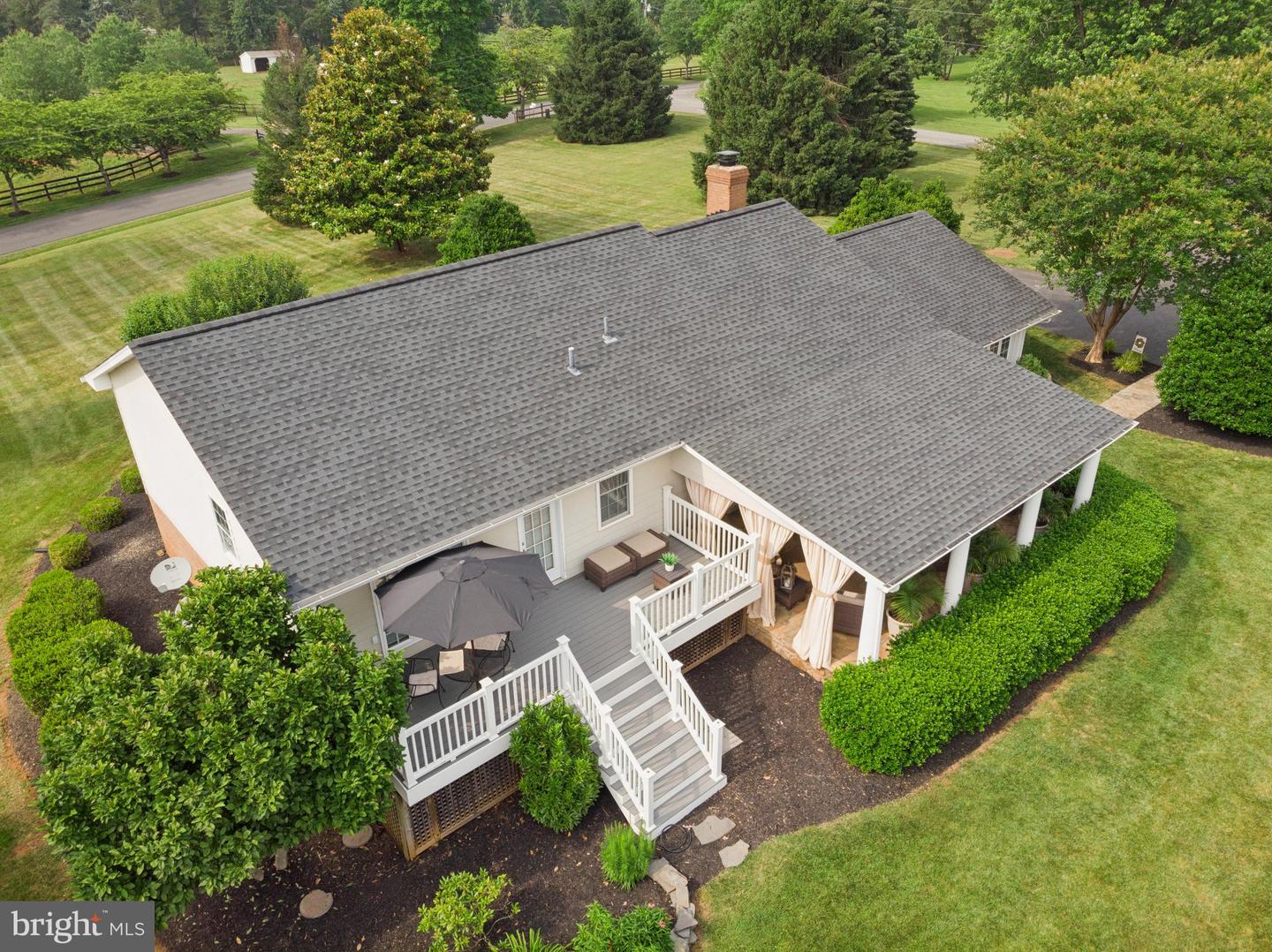 9019 OLD WATERLOO RD, WARRENTON, Virginia 20186, 5 Bedrooms Bedrooms, 10 Rooms Rooms,3 BathroomsBathrooms,Residential,For sale,9019 OLD WATERLOO RD,VAFQ2017098 MLS # VAFQ2017098