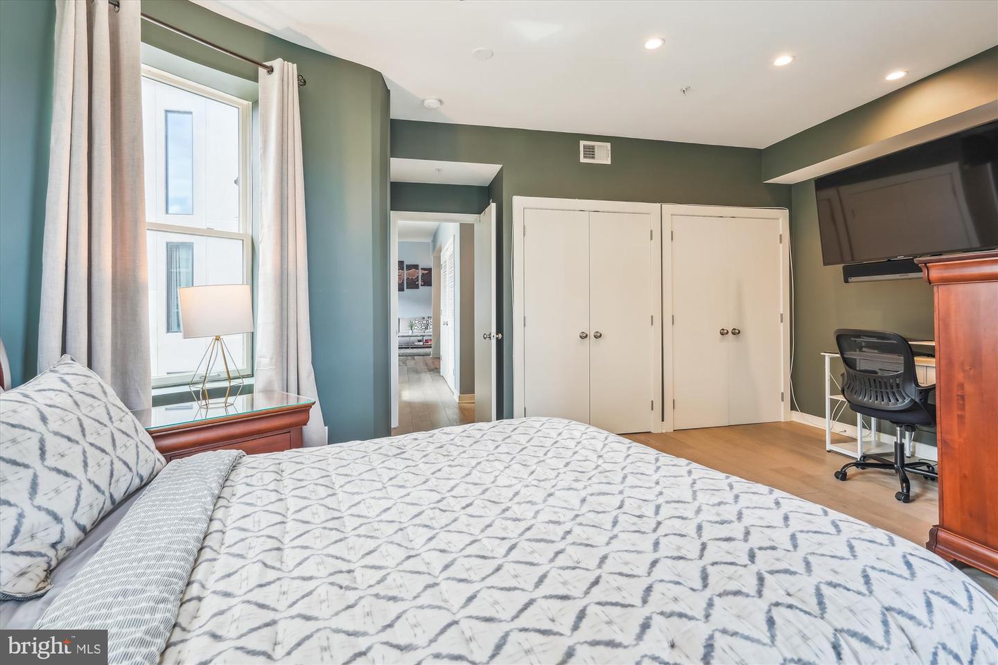 3240 HIATT PL NW #4, WASHINGTON, District Of Columbia 20010, 2 Bedrooms Bedrooms, ,2 BathroomsBathrooms,Residential,For sale,3240 HIATT PL NW #4,DCDC2206284 MLS # DCDC2206284