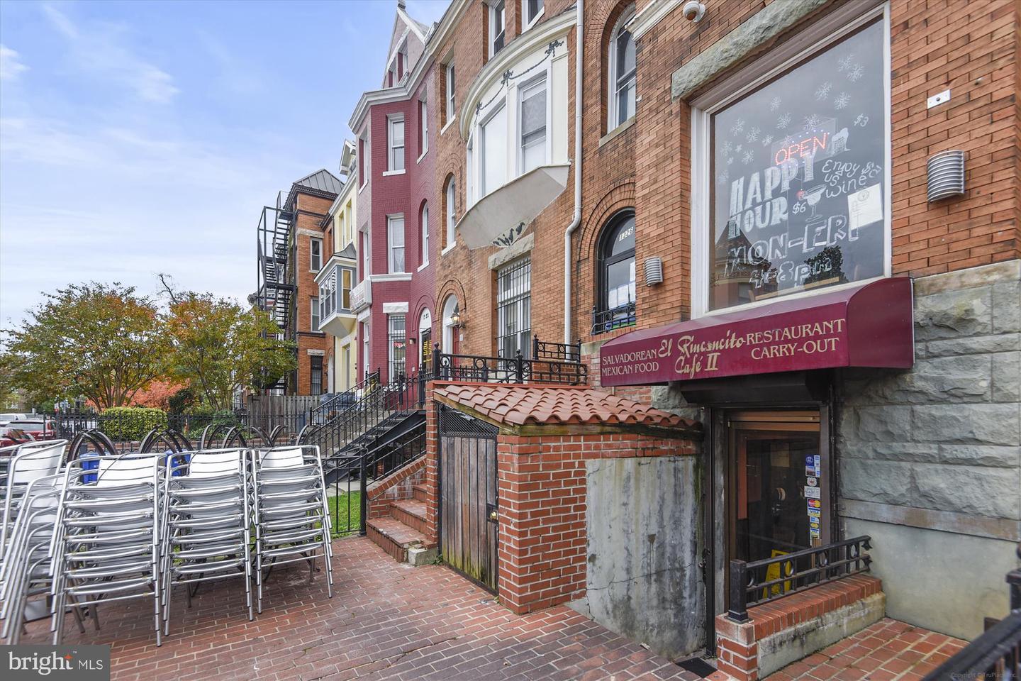 3240 HIATT PL NW #4, WASHINGTON, District Of Columbia 20010, 2 Bedrooms Bedrooms, ,2 BathroomsBathrooms,Residential,For sale,3240 HIATT PL NW #4,DCDC2206284 MLS # DCDC2206284