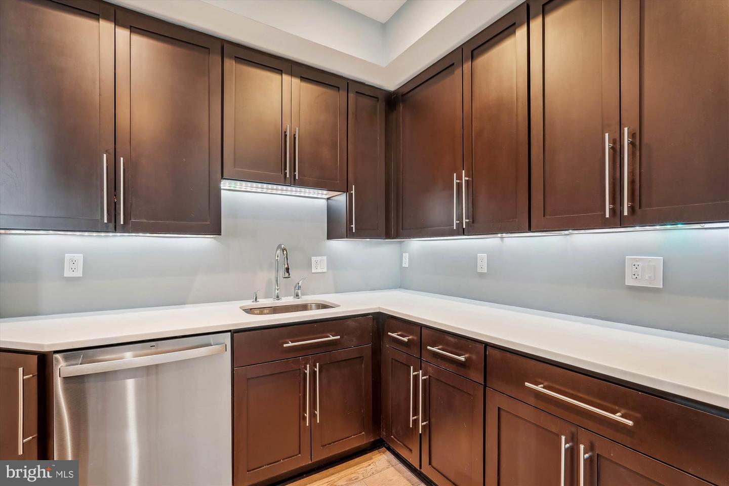 3240 HIATT PL NW #4, WASHINGTON, District Of Columbia 20010, 2 Bedrooms Bedrooms, ,2 BathroomsBathrooms,Residential,For sale,3240 HIATT PL NW #4,DCDC2206284 MLS # DCDC2206284