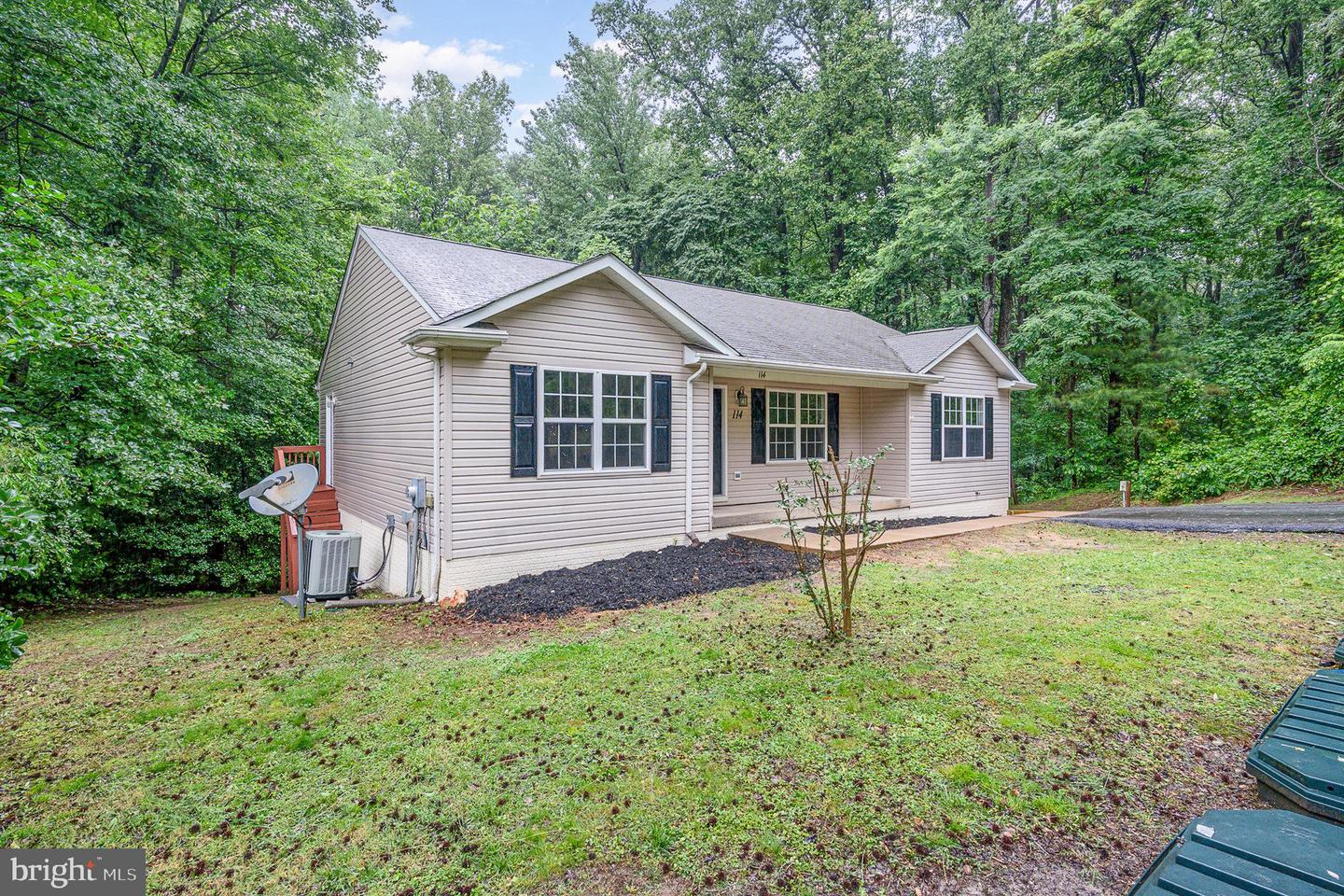 114 DRAGOON DR, MONTROSS, Virginia 22520, 4 Bedrooms Bedrooms, ,3 BathroomsBathrooms,Residential,For sale,114 DRAGOON DR,VAWE2009148 MLS # VAWE2009148