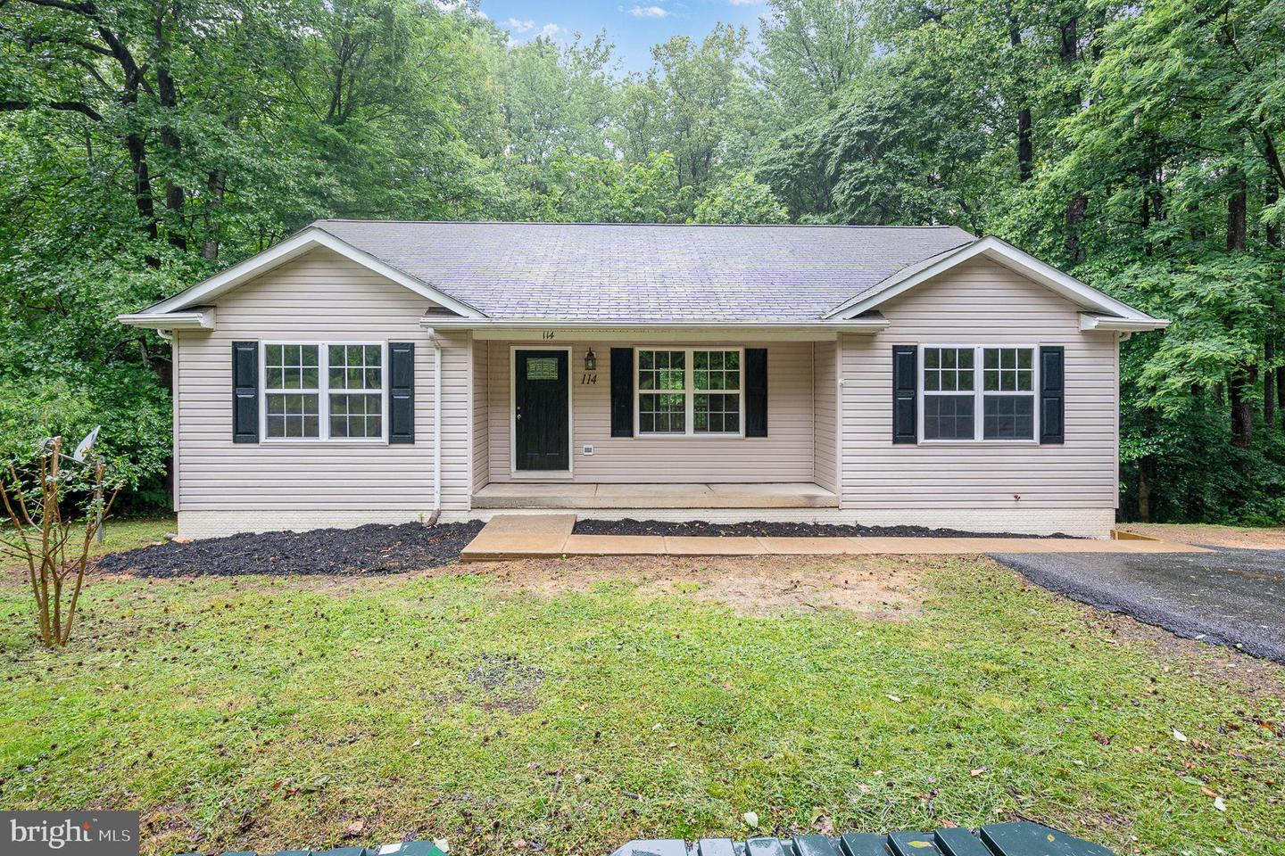 114 DRAGOON DR, MONTROSS, Virginia 22520, 4 Bedrooms Bedrooms, ,3 BathroomsBathrooms,Residential,For sale,114 DRAGOON DR,VAWE2009148 MLS # VAWE2009148