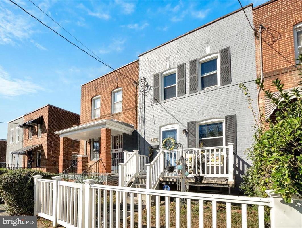 2323 POMEROY RD SE, WASHINGTON, District Of Columbia 20020, 2 Bedrooms Bedrooms, ,1 BathroomBathrooms,Residential,For sale,2323 POMEROY RD SE,DCDC2206294 MLS # DCDC2206294