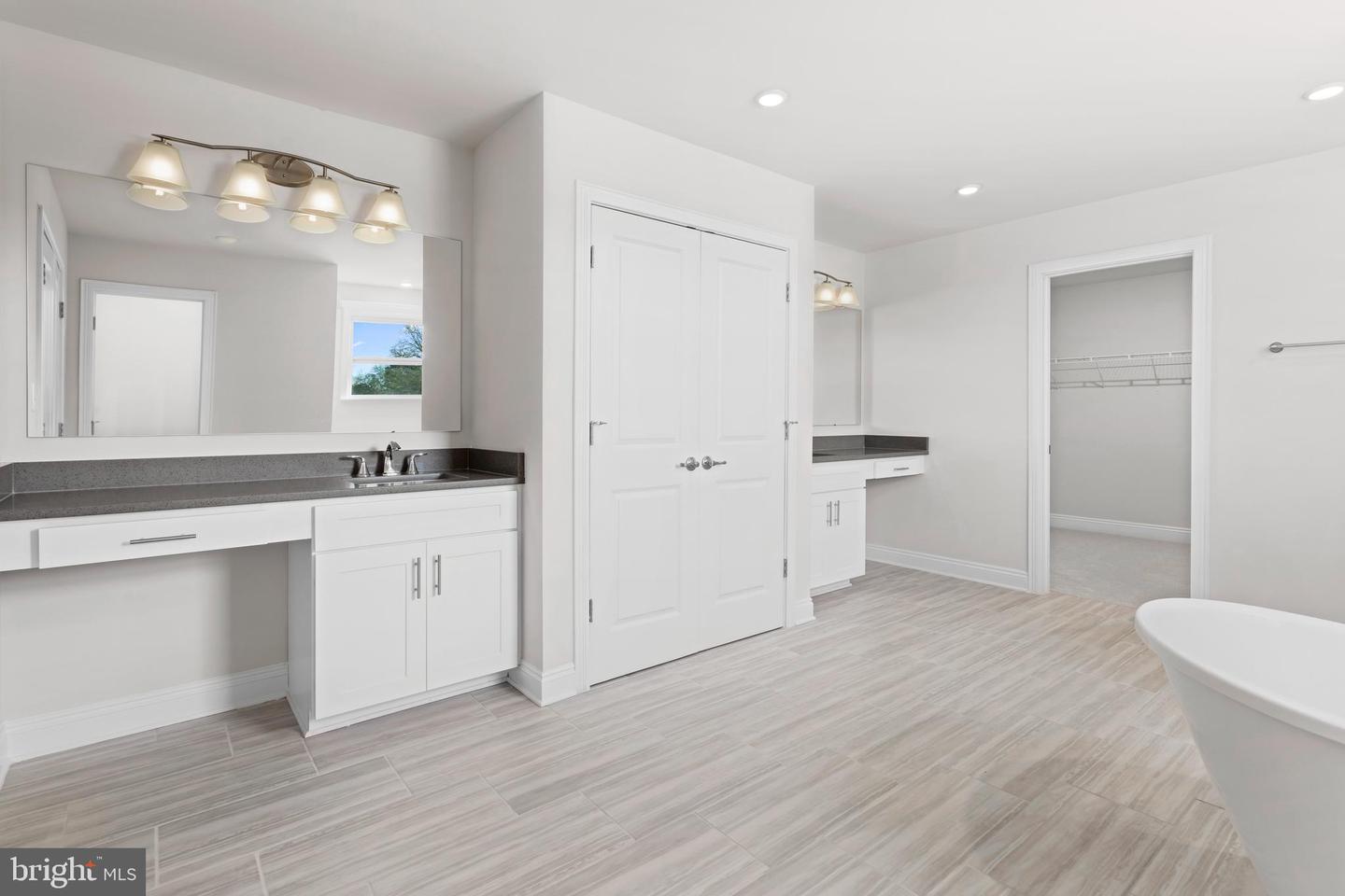 121 LILLIAN CT, FREDERICKSBURG, Virginia 22406, 4 Bedrooms Bedrooms, ,3 BathroomsBathrooms,Residential,For sale,121 LILLIAN CT,VAST2039974 MLS # VAST2039974