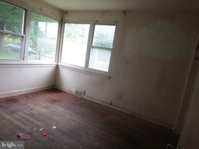1467 ROXANNA RD NW, WASHINGTON, District Of Columbia 20012, 3 Bedrooms Bedrooms, ,3 BathroomsBathrooms,Residential,For sale,1467 ROXANNA RD NW,DCDC2206352 MLS # DCDC2206352