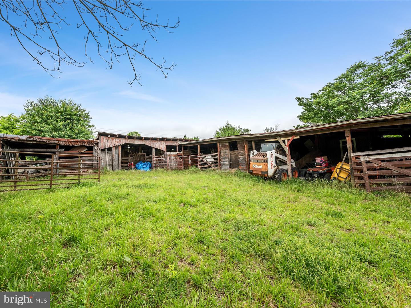 1569 FRONT ROYAL PIKE, WINCHESTER, Virginia 22602, ,Land,For sale,1569 FRONT ROYAL PIKE,VAFV2034932 MLS # VAFV2034932