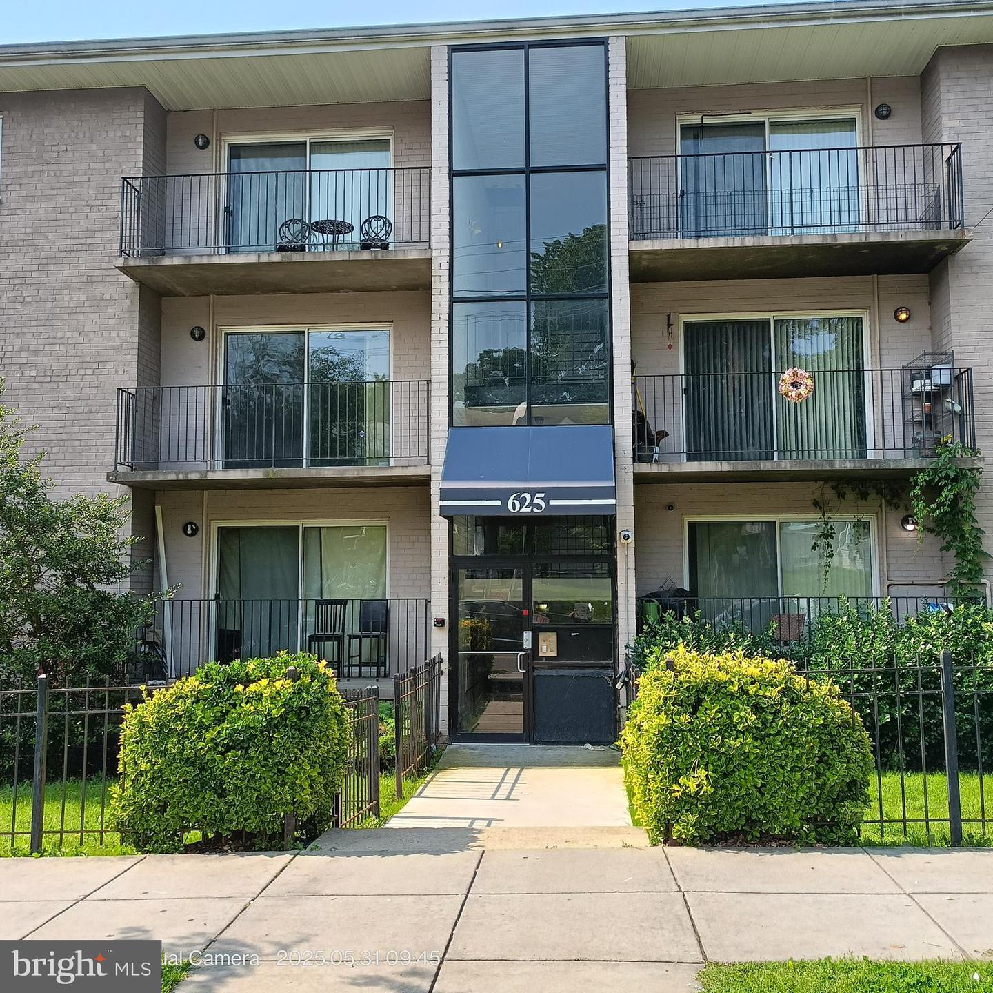 WASHINGTON, District Of Columbia 20032, 2 Bedrooms Bedrooms, ,1 BathroomBathrooms,Residential,For sale,DCDC2206354 MLS # DCDC2206354