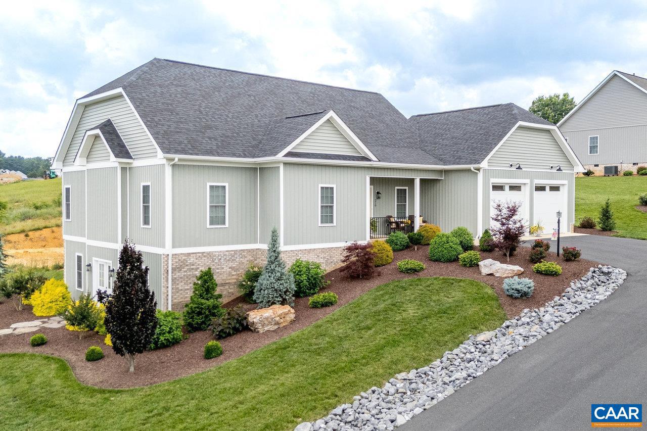 219 HEATHER LN, STAUNTON, Virginia 24401, 3 Bedrooms Bedrooms, ,2 BathroomsBathrooms,Residential,For sale,219 HEATHER LN,665853 MLS # 665853