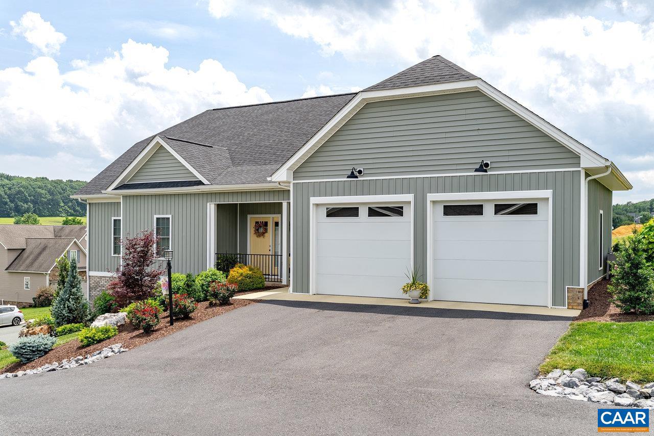 219 HEATHER LN, STAUNTON, Virginia 24401, 3 Bedrooms Bedrooms, ,2 BathroomsBathrooms,Residential,For sale,219 HEATHER LN,665853 MLS # 665853