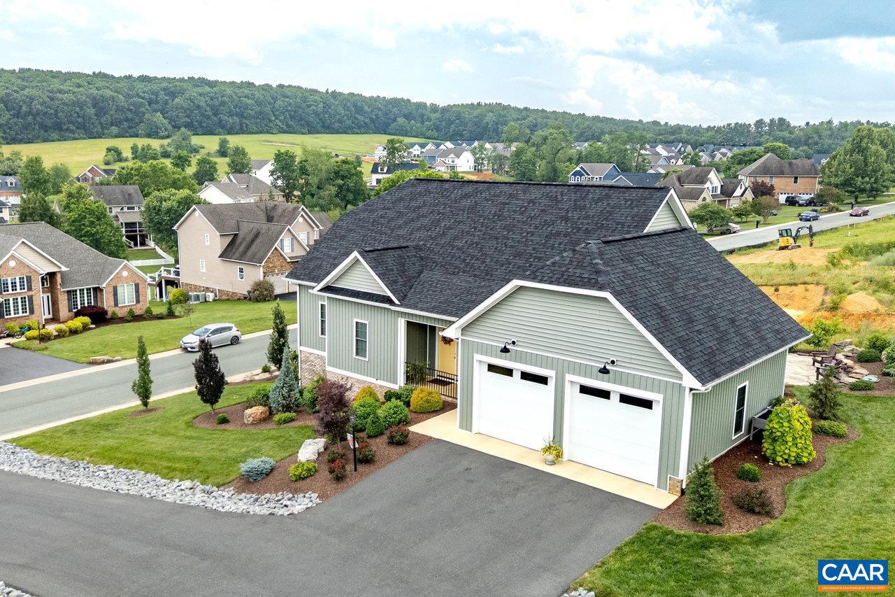 219 HEATHER LN, STAUNTON, Virginia 24401, 3 Bedrooms Bedrooms, ,2 BathroomsBathrooms,Residential,For sale,219 HEATHER LN,665853 MLS # 665853