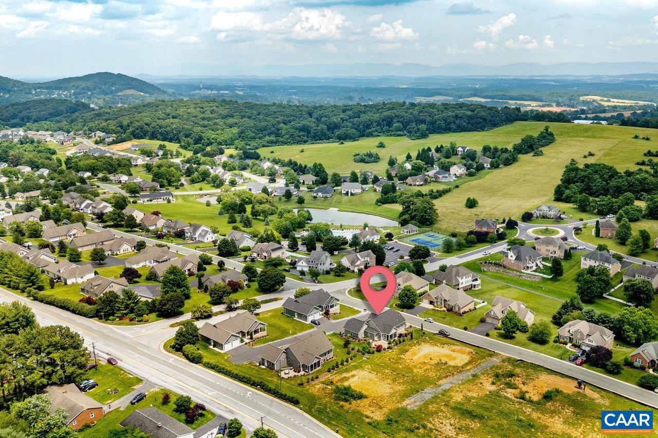 219 HEATHER LN, STAUNTON, Virginia 24401, 3 Bedrooms Bedrooms, ,2 BathroomsBathrooms,Residential,For sale,219 HEATHER LN,665853 MLS # 665853