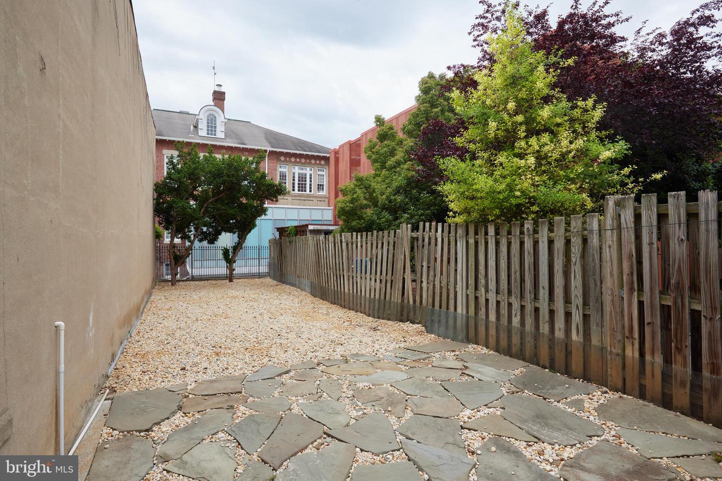 3238 P ST NW, WASHINGTON, District Of Columbia 20007, 4 Bedrooms Bedrooms, ,1 BathroomBathrooms,Residential,For sale,3238 P ST NW,DCDC2206364 MLS # DCDC2206364