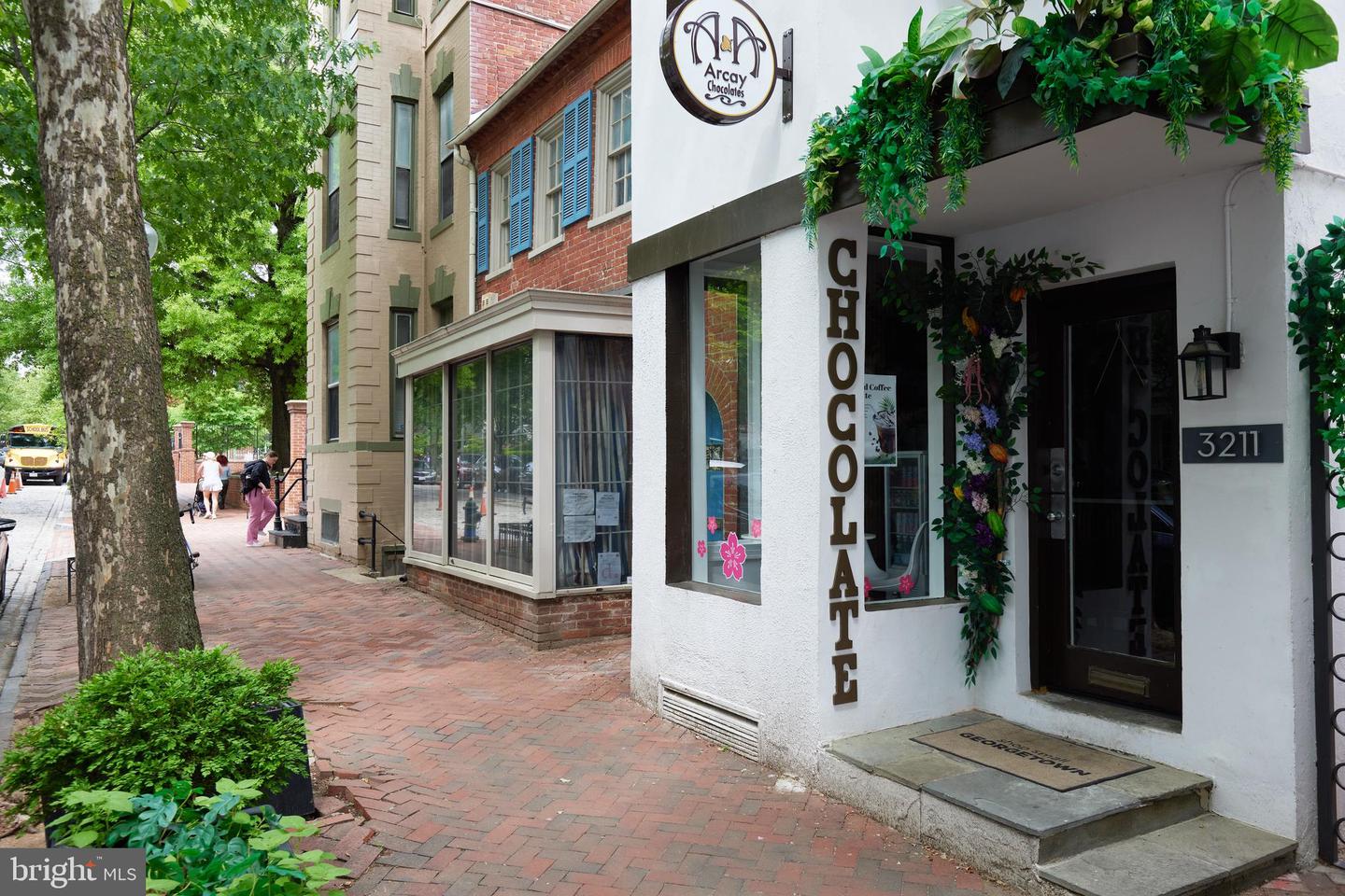 3238 P ST NW, WASHINGTON, District Of Columbia 20007, 4 Bedrooms Bedrooms, ,1 BathroomBathrooms,Residential,For sale,3238 P ST NW,DCDC2206364 MLS # DCDC2206364