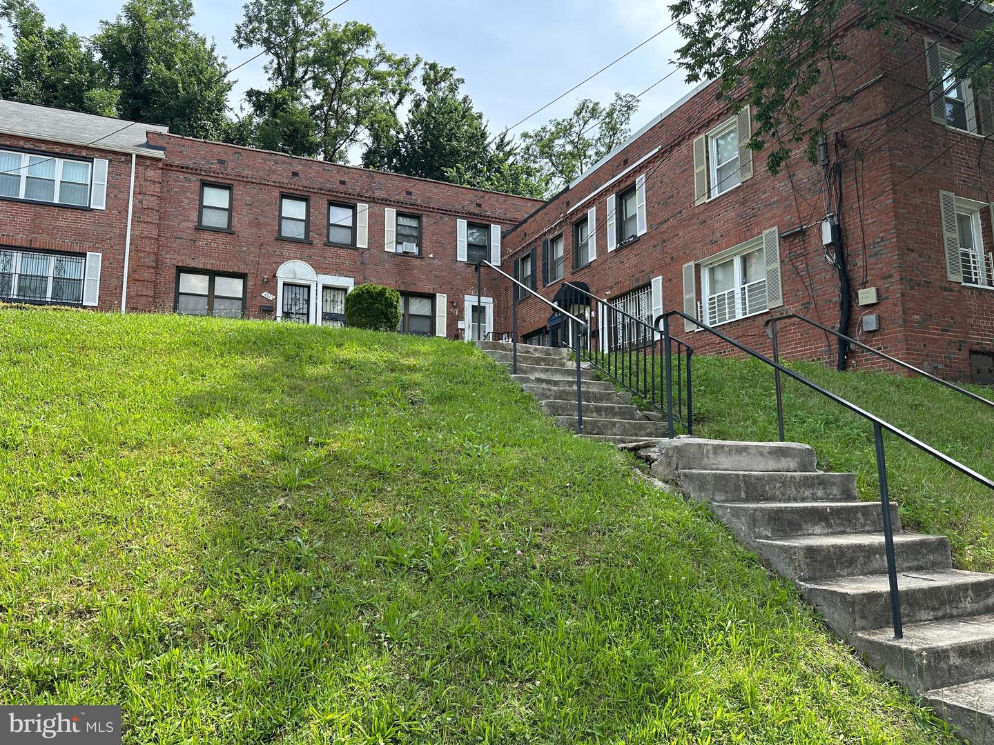 4919 SHERIFF RD NE, WASHINGTON, District Of Columbia 20019, 2 Bedrooms Bedrooms, ,1 BathroomBathrooms,Residential,For sale,4919 SHERIFF RD NE,DCDC2206372 MLS # DCDC2206372