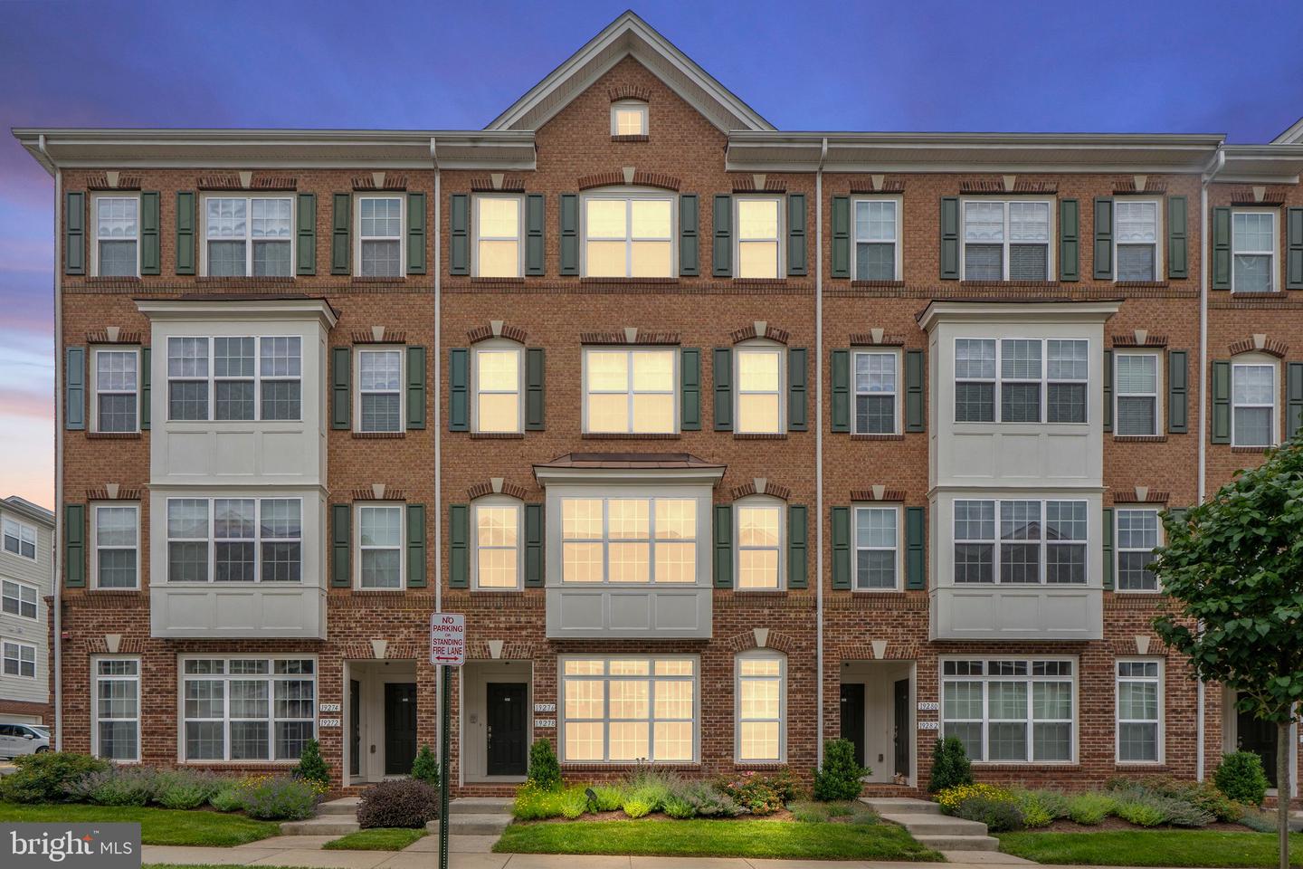 19278 HARLOW SQ, LEESBURG, Virginia 20176, 3 Bedrooms Bedrooms, ,2 BathroomsBathrooms,Residential,For sale,19278 HARLOW SQ,VALO2099906 MLS # VALO2099906